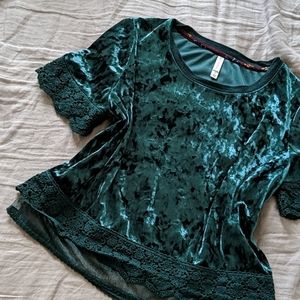 Last Call • Velvet Cropped Shirt